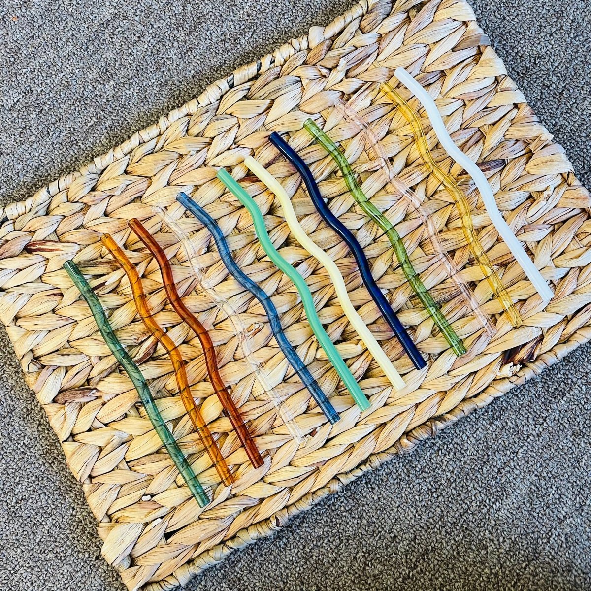 Wavy Reusable Glass Straws - Cotton Plus Cream